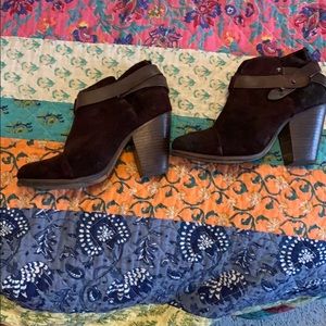 Adorable Rag & Bone booties
